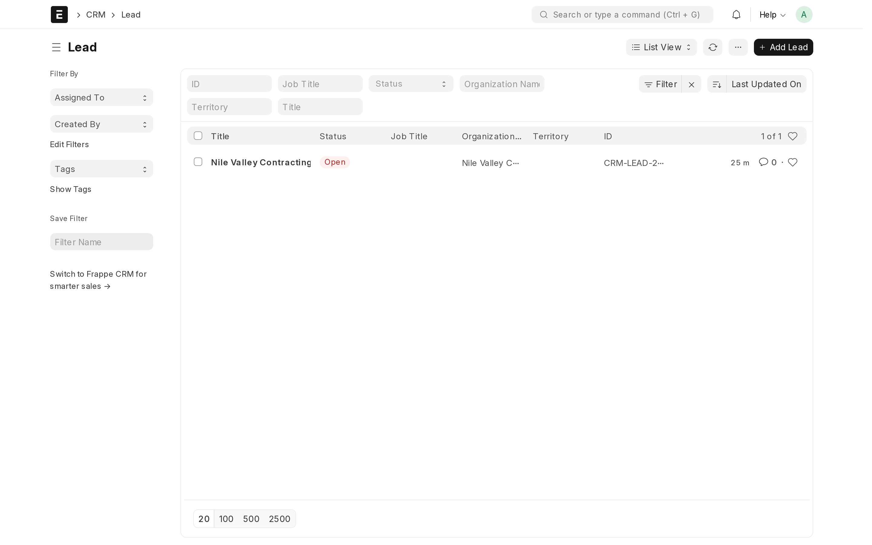 عميل محتمل داخل CRM: بيانات التواصل، والحالة، وزر الإنشاء الذي ينقله إلى المرحلة التالية.